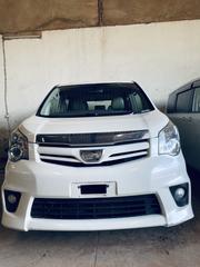 Toyota Noah 2011 White for sale