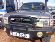 Toyota Hilux 2000 Gray for sale