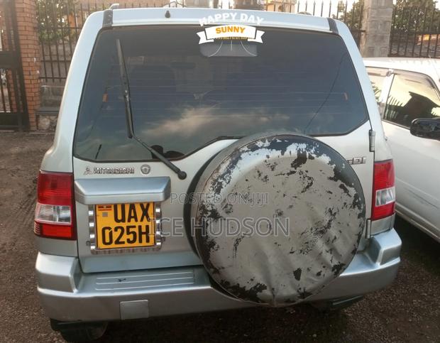 Mitsubishi Pajero IO 2004 Gray