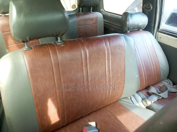 Toyota Noah 2002 White