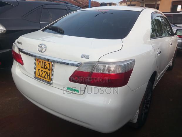 Toyota Premio 2008 White