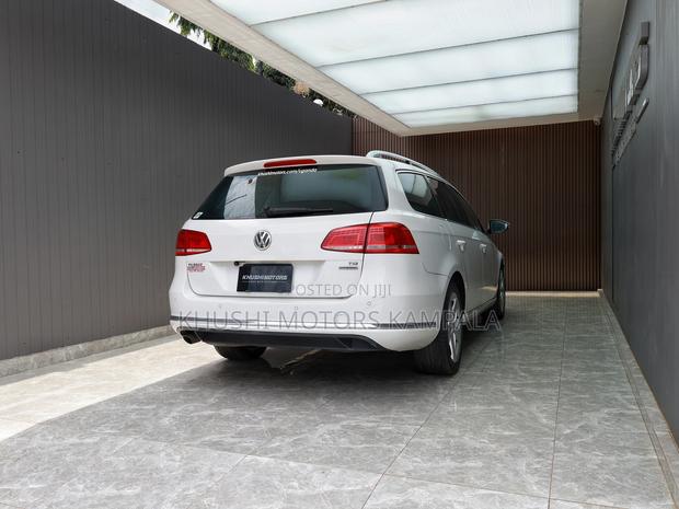 Volkswagen Passat 2012 White