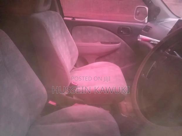 Toyota Raum 1999 White