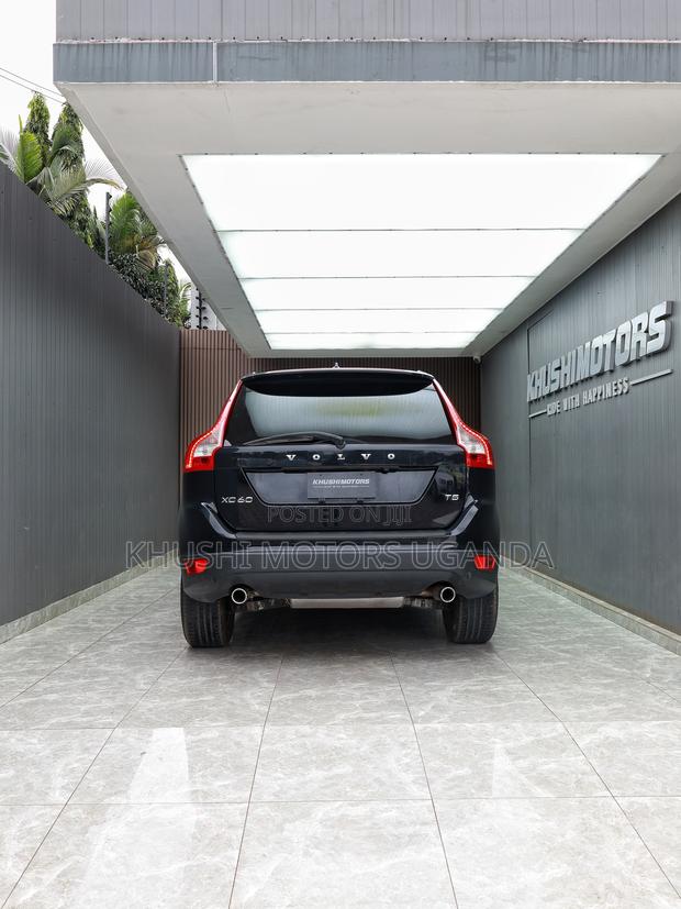 Volvo XC60 2013 Black