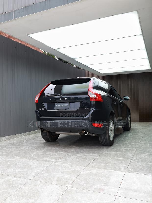 Volvo XC60 2013 Black