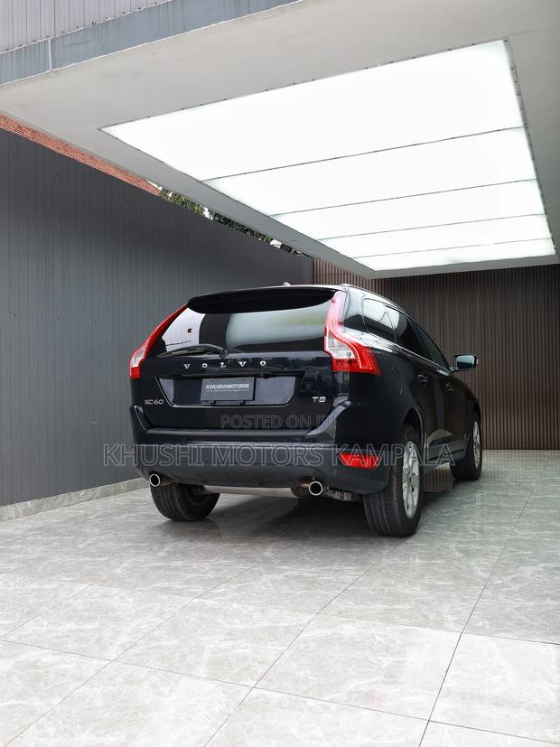 Volvo XC60 2013 Black