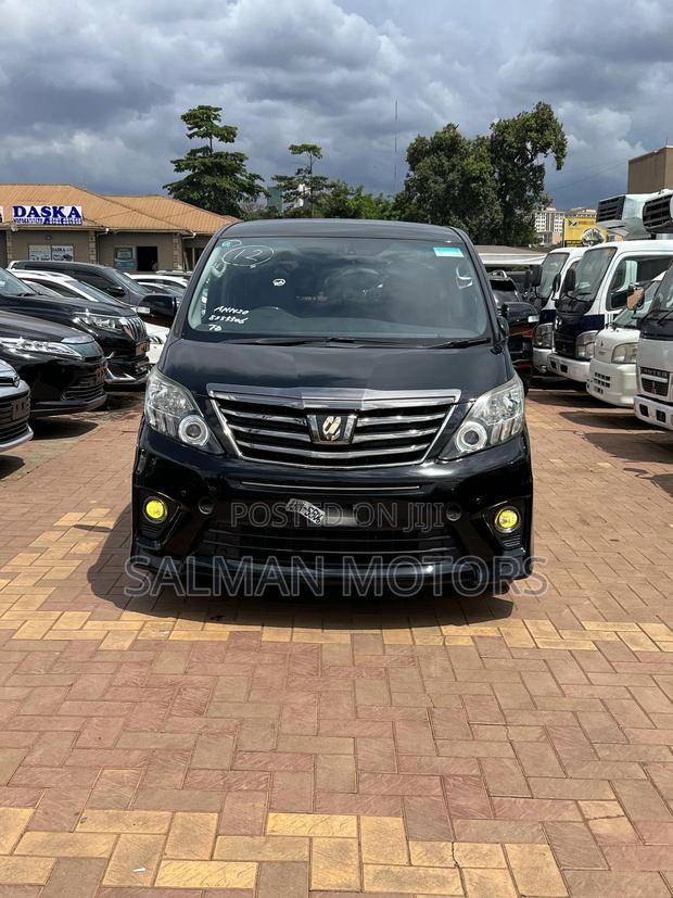 Toyota Alphard 2014 Black