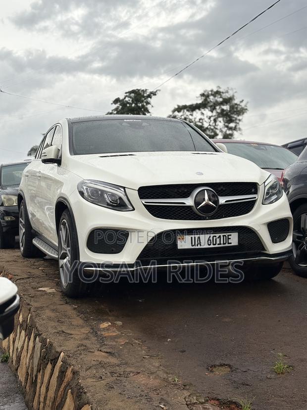 Mercedes-Benz GLE-Class GLE 350d 4MATIC 2017 White