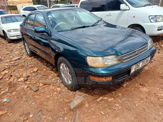 Toyota Corona 1996 Green