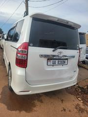 Toyota Noah 2012 White for sale