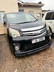 Toyota Noah 2.0 143hp FWD (7 Seater) 2013 Black for sale