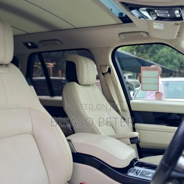 Land Rover Range Rover Vogue 2018 Black