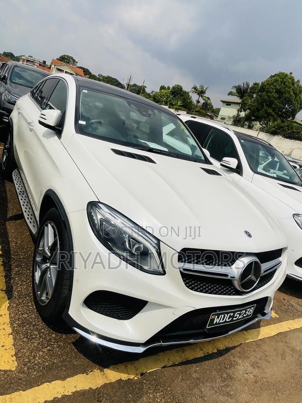 Mercedes-Benz GLE-Class GLE 350d 4MATIC 2017 White