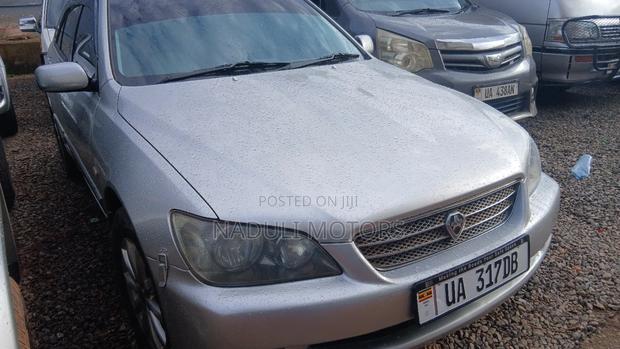 Toyota Altezza 2004 Silver