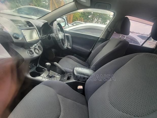 Toyota RAV4 2012 White
