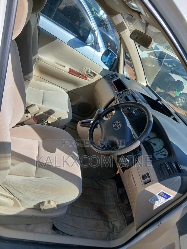 Toyota Corolla Spacio 2005 White