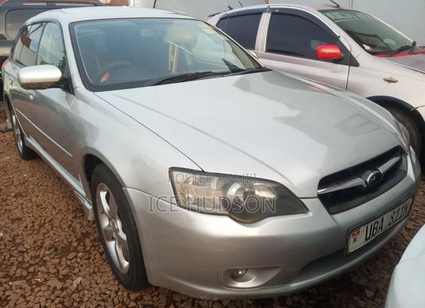 Subaru Outback 2004 Gray