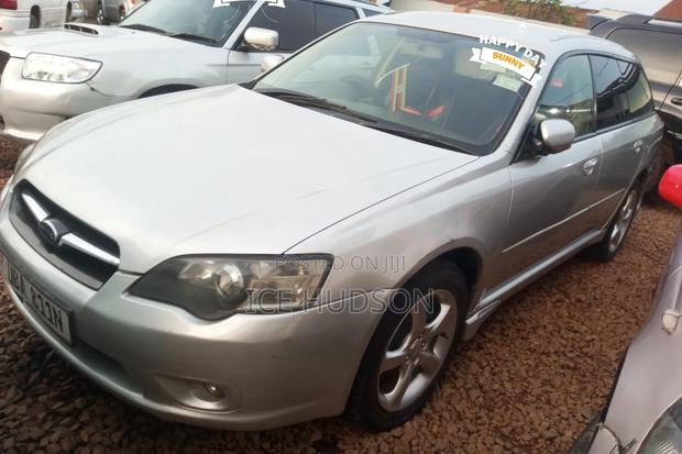 Subaru Outback 2004 Gray