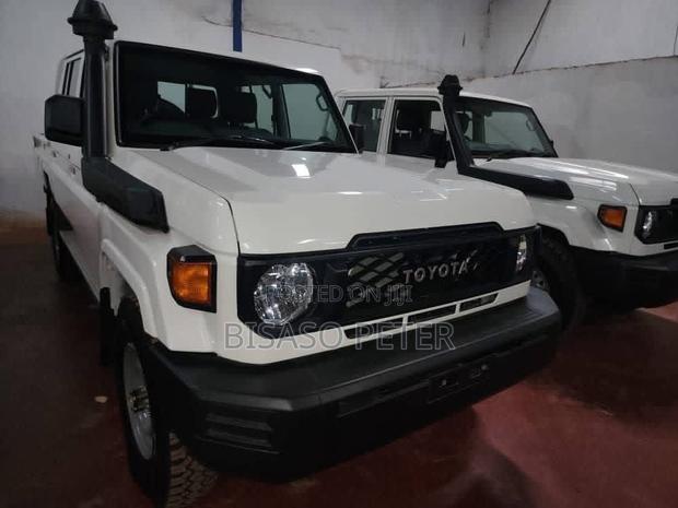 Toyota Land Cruiser Prado 2.8 2025 White