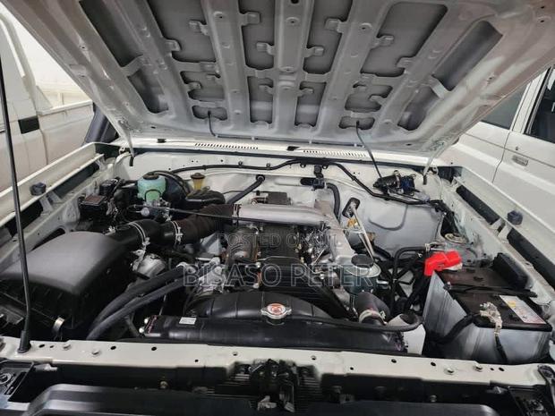 Toyota Land Cruiser Prado 2.8 2025 White