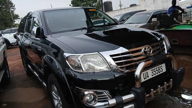 Toyota Hilux 2007 Black