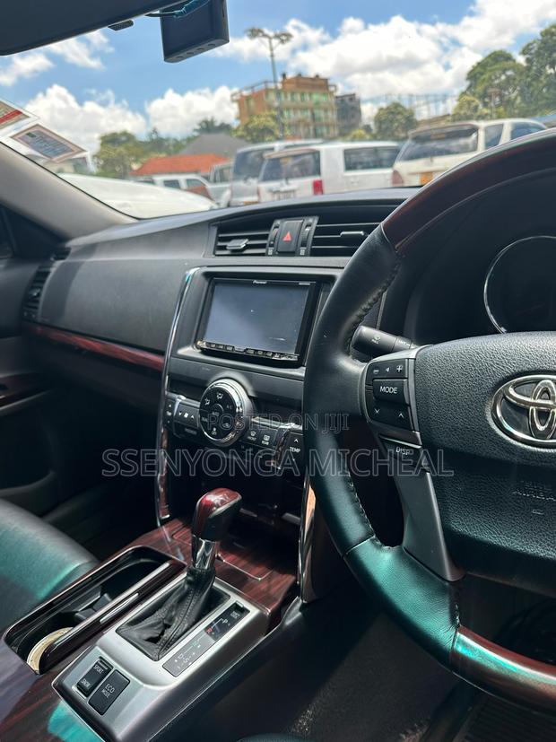 Toyota Mark X 2010 Silver