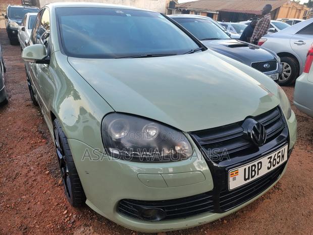 Volkswagen Golf 2015 Green