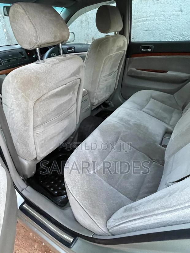 Toyota Mark II 2003 Silver