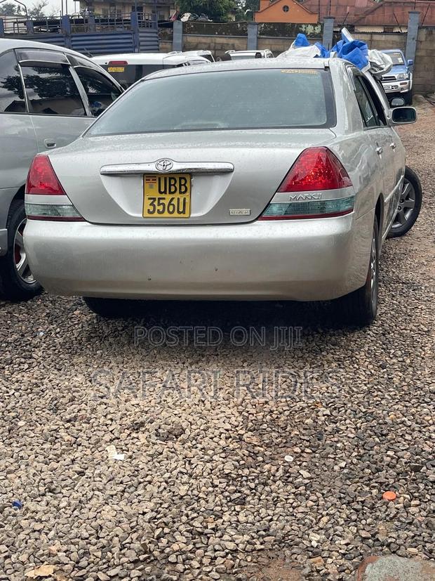 Toyota Mark II 2003 Silver