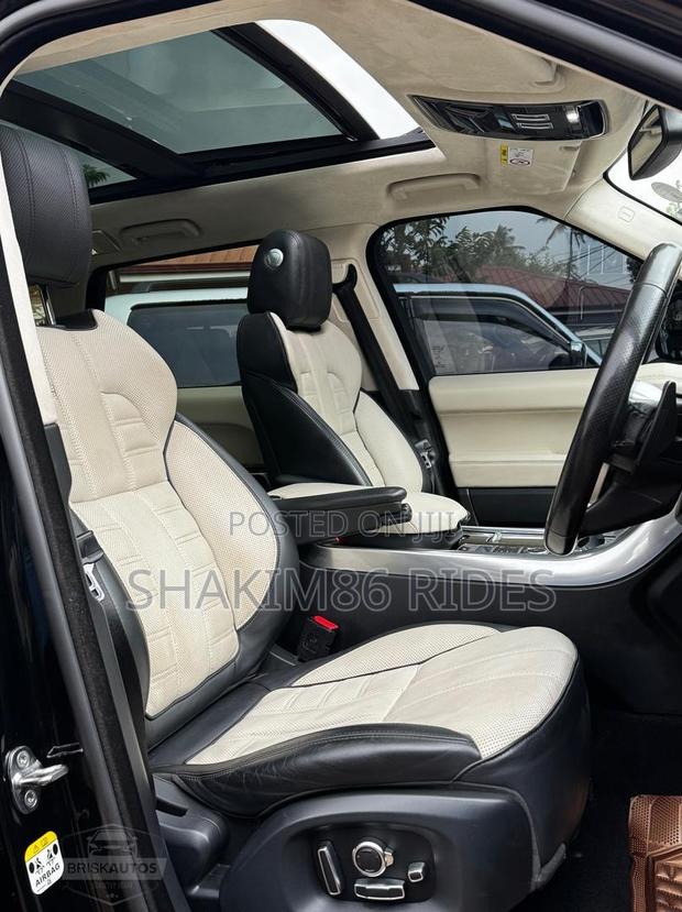 Land Rover Range Rover Sport HSE Td6 4x4 (3.0L 6cyl 8A) 2016 Black