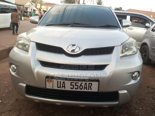 Toyota IST 2009 Silver