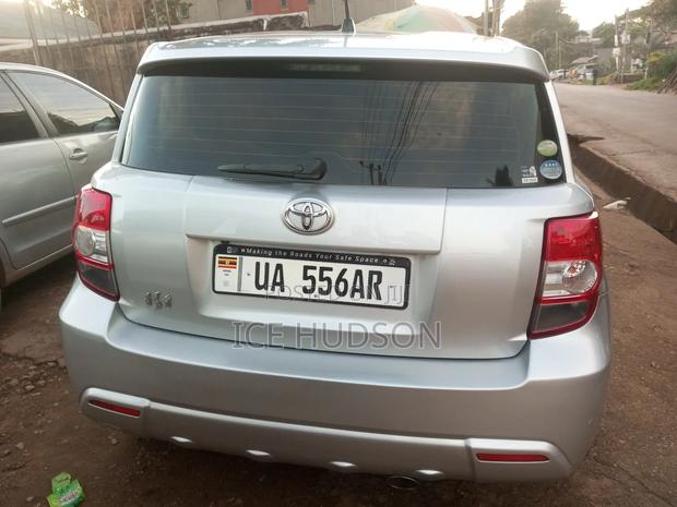Toyota IST 2009 Silver