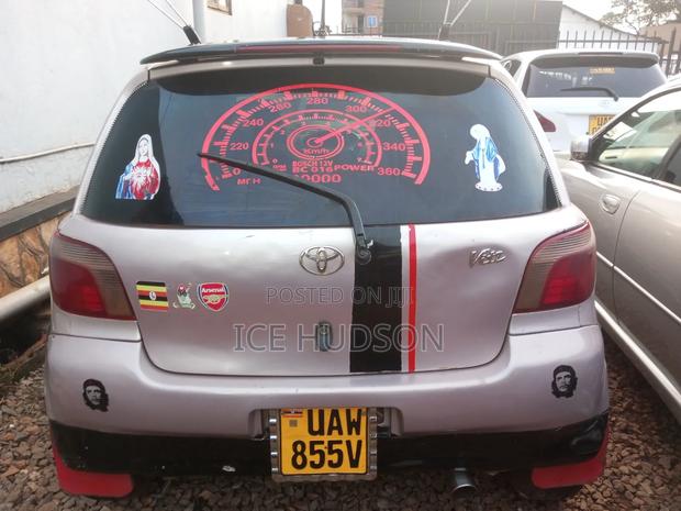 Toyota Vitz 2003 Pink