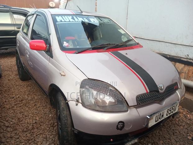 Toyota Vitz 2003 Pink