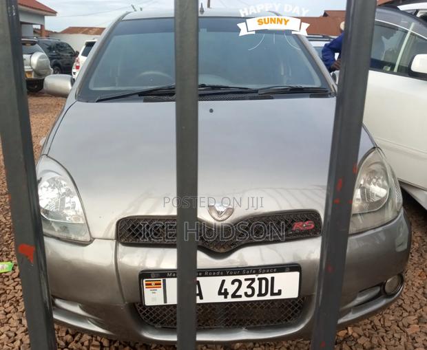 Toyota Vitz 2003 Brown