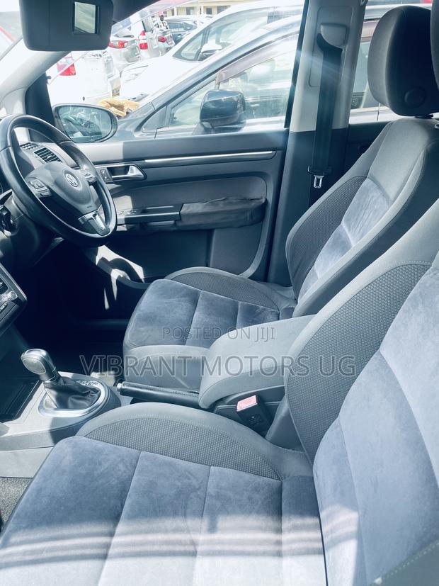 Volkswagen Touran 1.4 TSI 2012 Blue