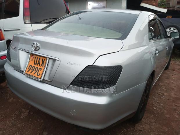 Toyota Mark X 2005 Gray