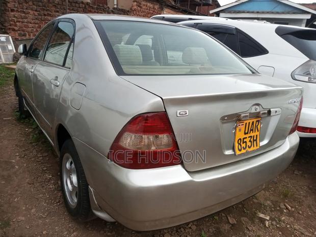 Toyota Corolla 2005 Silver