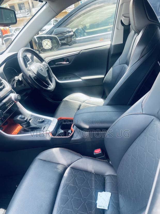 Toyota RAV4 Adventure AWD 2020 Green