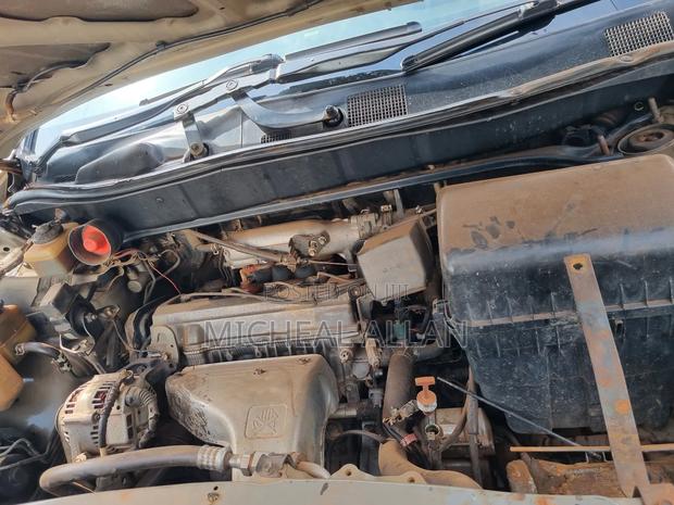 Toyota Harrier 2000 Silver