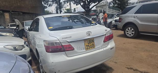 Toyota Premio 2009 White