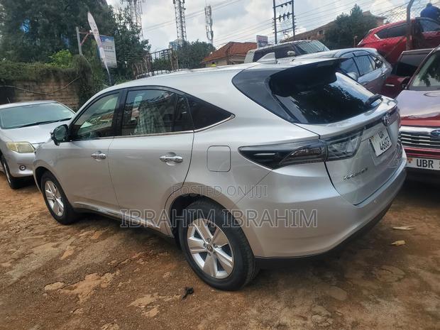 Toyota Harrier 2016 Silver