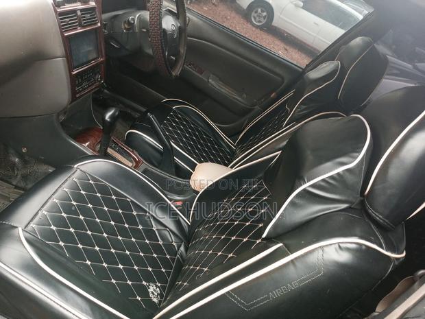 Toyota Harrier 2005