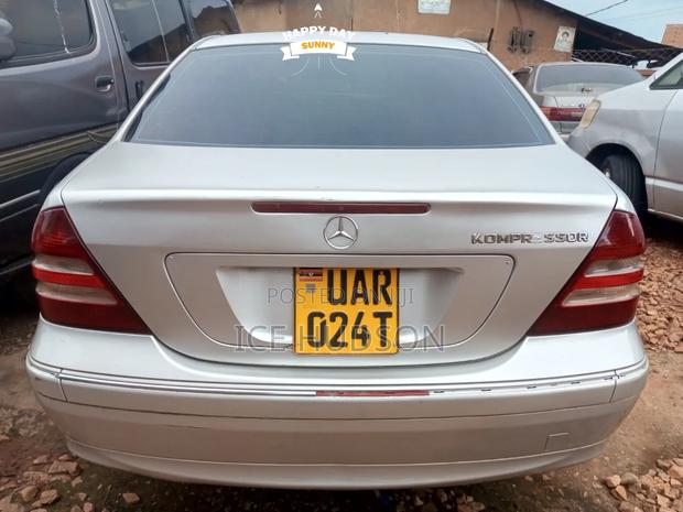 Mercedes-Benz C-Class 2005 Gray