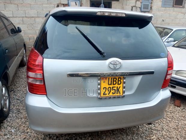 Toyota Wish 2007 Silver