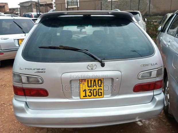 Toyota Corolla 1998 Silver