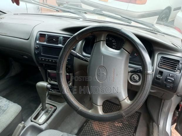 Toyota Corolla 1998 Silver