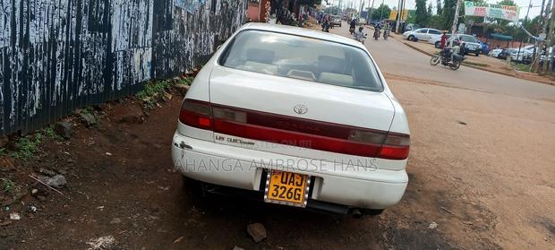 Toyota Corolla Verso Automatic 2002 White