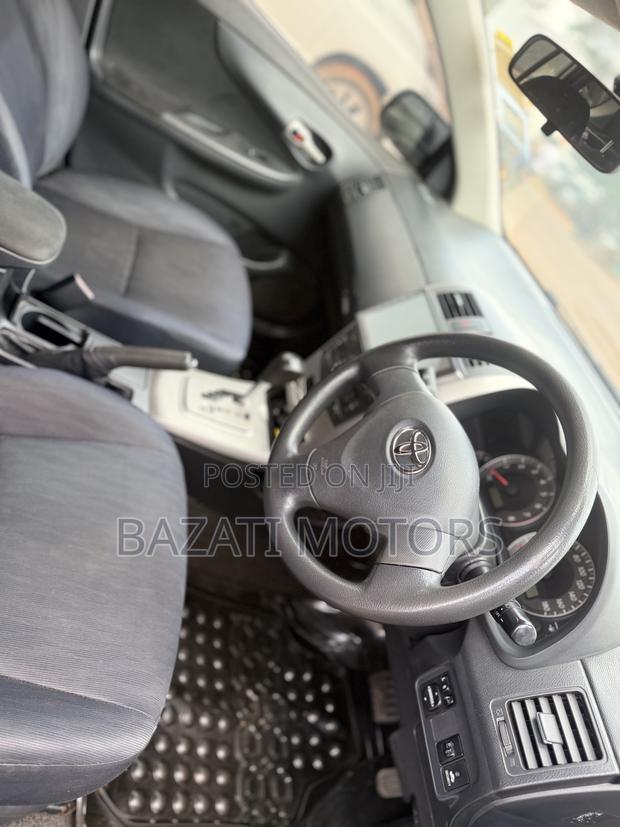 Toyota Corolla Fielder 2009 Silver