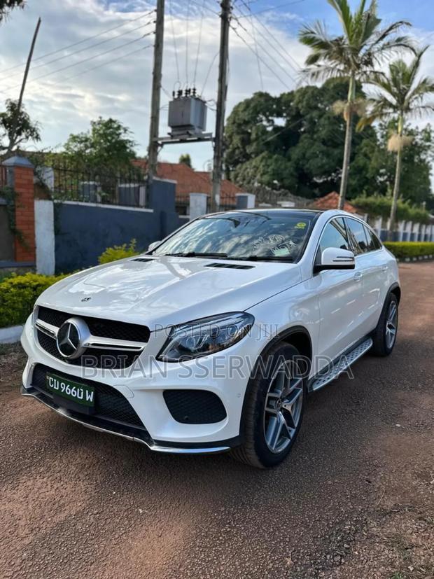 Mercedes-Benz GLE-Class 2017 White